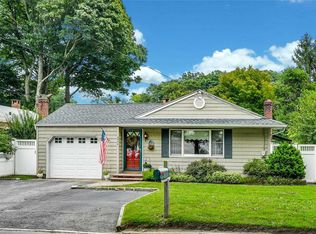 2306 New York Ave, Huntington Station, NY 11746