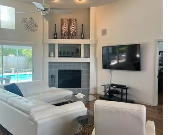 3901 Leesway Cir — Photo 7
