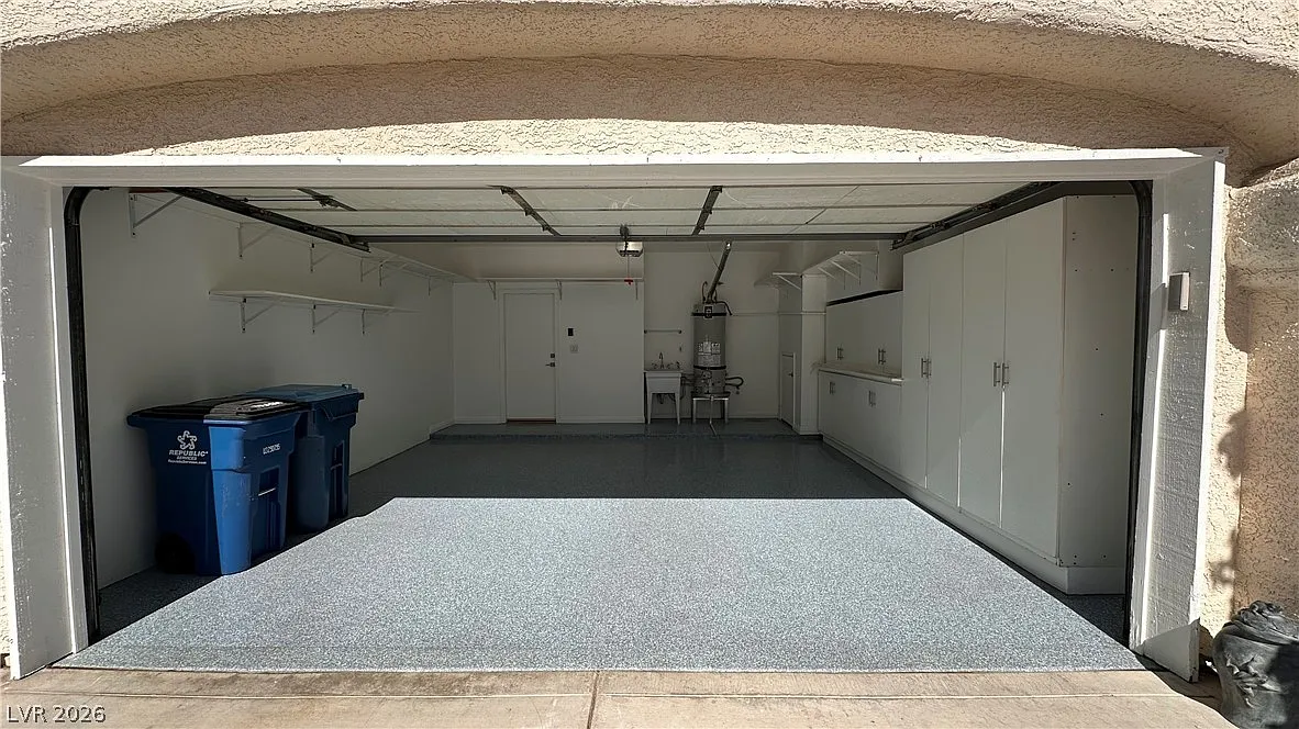 2 bed, 1677 sqft, $2,300 — Photo 2