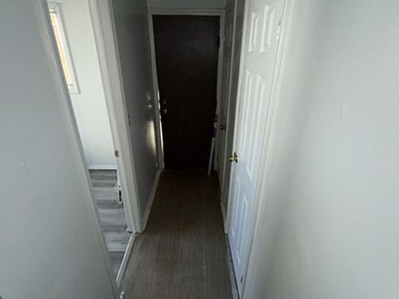 2nd image of 1517 E 256th St
