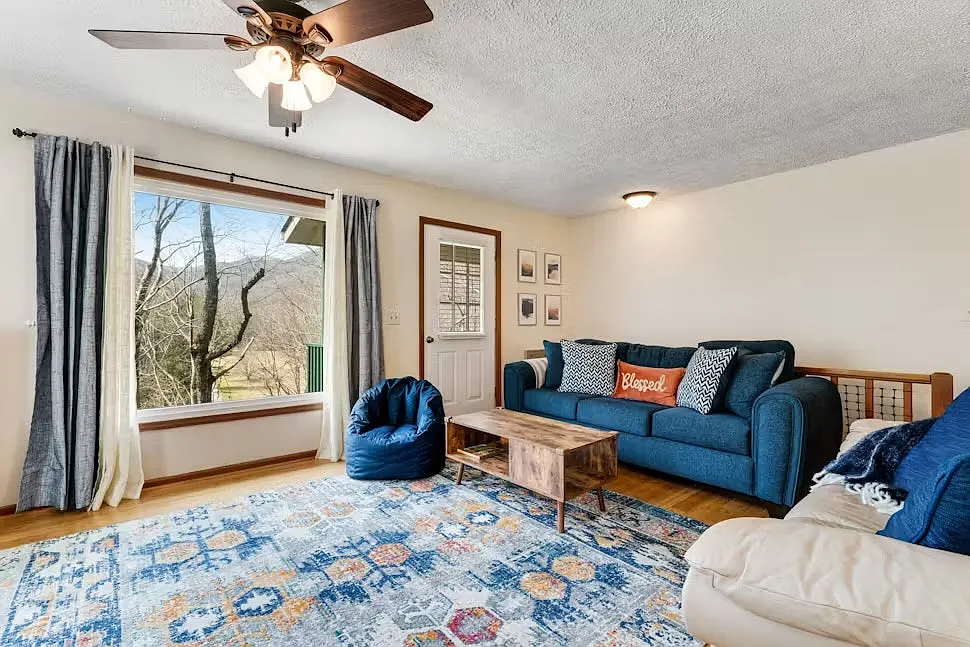 175 Cliffwood Drive — Photo 1