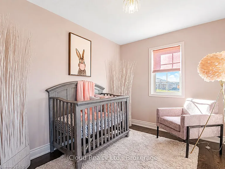 629 Angela Ct — Photo 12