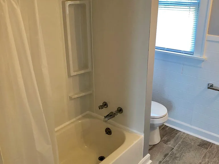 196 Dana Ave — Photo 13