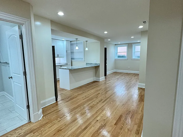 5506 N Glenwood Ave #G — Photo 10