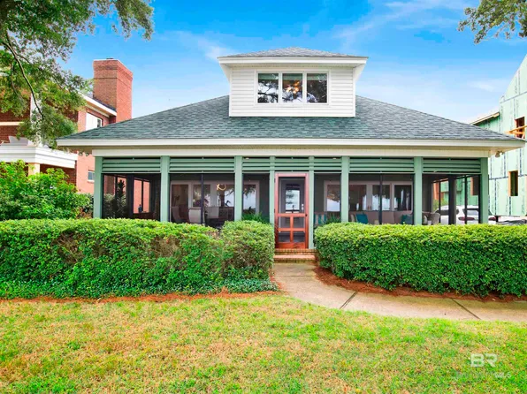 409 S Mobile St, Fairhope, AL 36532