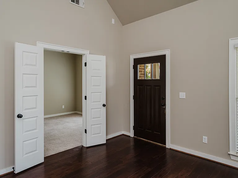 6395 Black Creek Loop S — Photo 5