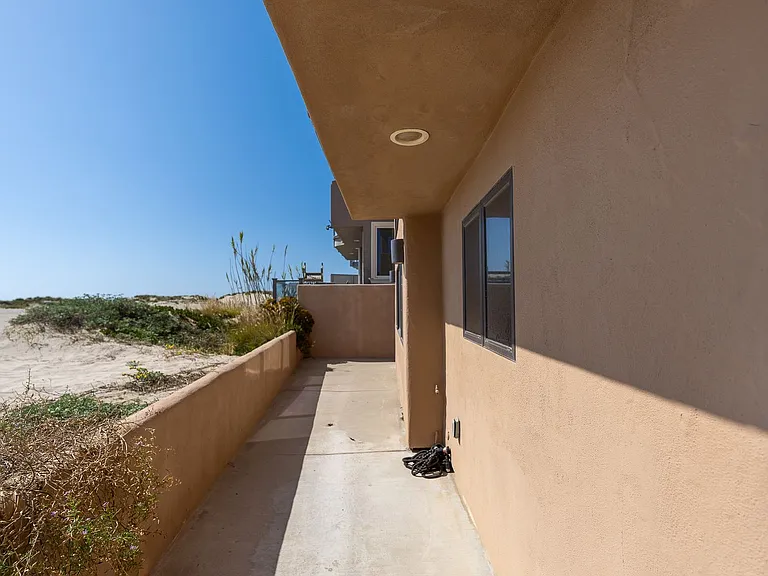 3265 Ocean Dr — Photo 45