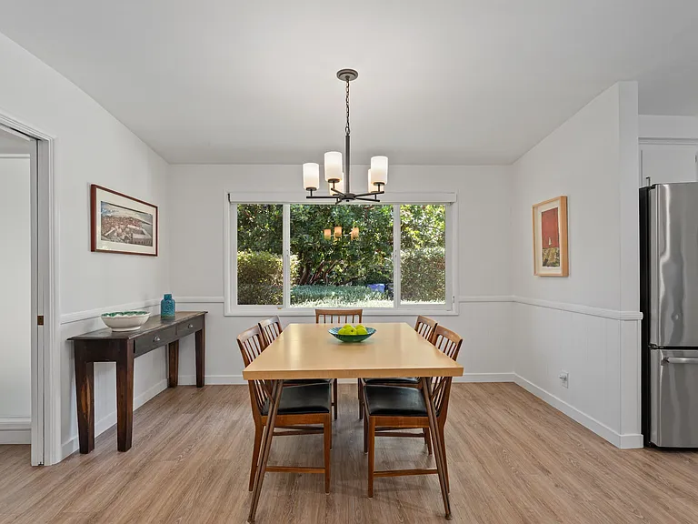 9 Dining Room