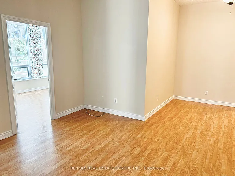 761 Bay St #204 — Photo 22