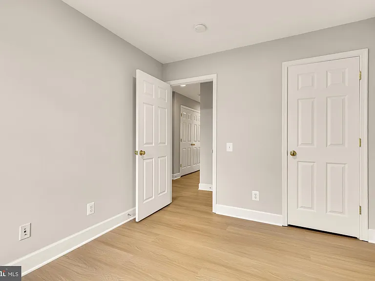 2513 Bronze Stone Pl — Photo 40