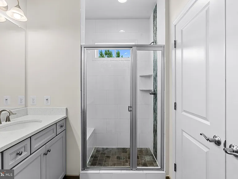 22237 Fulmer Ave — Photo 12