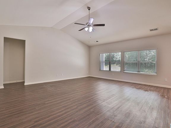 3rd image of 1189 Mountain Laurel Cir