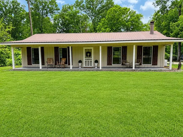 1371 Berwick Cassels Rd, Liberty, MS 39645