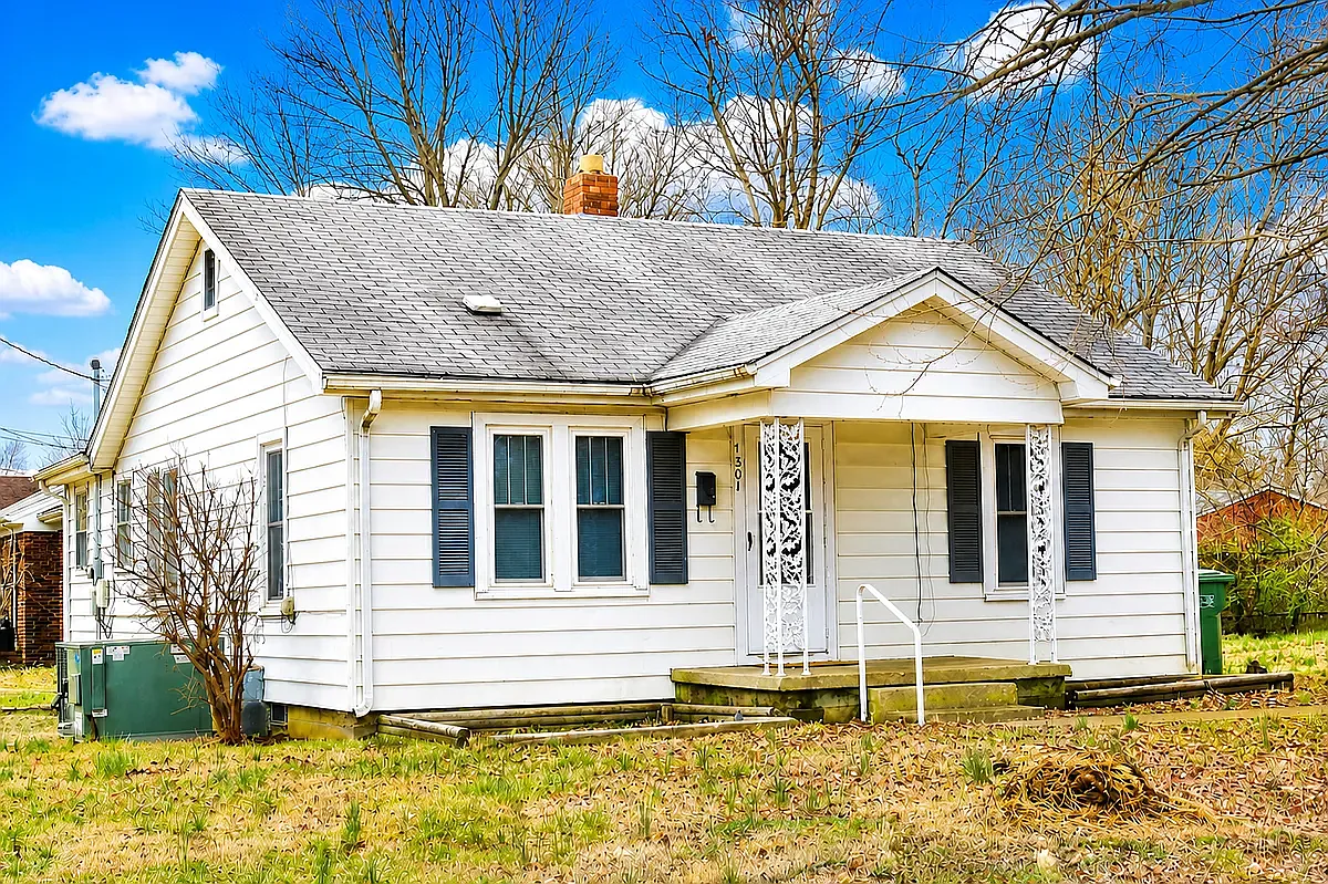 Building Photo - 1301 Vine St