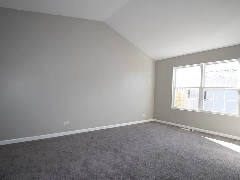 353 Springbrook Trl S — Photo 15