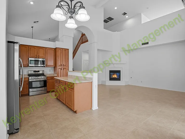 33958 N Barbara Dr — Photo 10