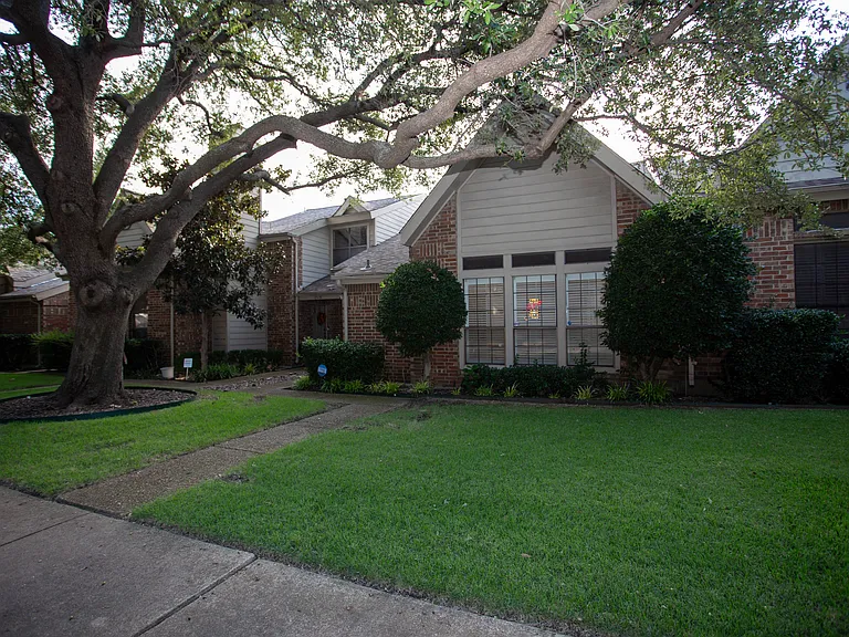 2521 Stanford Ct — Photo 23