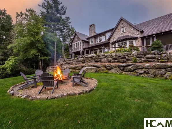 579 Mountain Meadow Lane, Cashiers, NC 28717