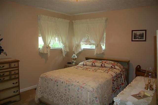 1st image of 339 Shawnee Trl