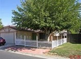 216 Honeysuckle Ln, Paso Robles, CA 93446