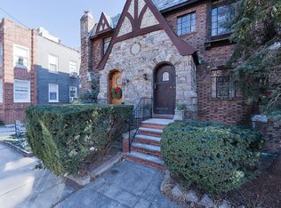 5268 Post Rd, Bronx, NY 10471