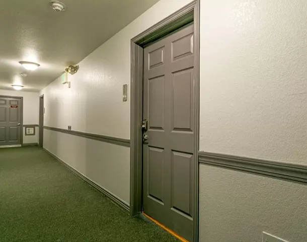 1833 N Williams St #504 — Photo 3