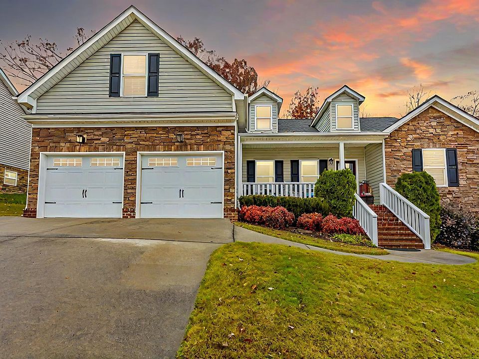 1st image of 252 Peachtree Cir