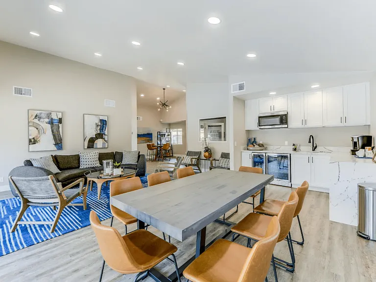 Gladstone Ridge Apartments — Photo 8