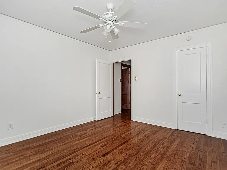 5918 La Vista Dr #3 — Photo 16