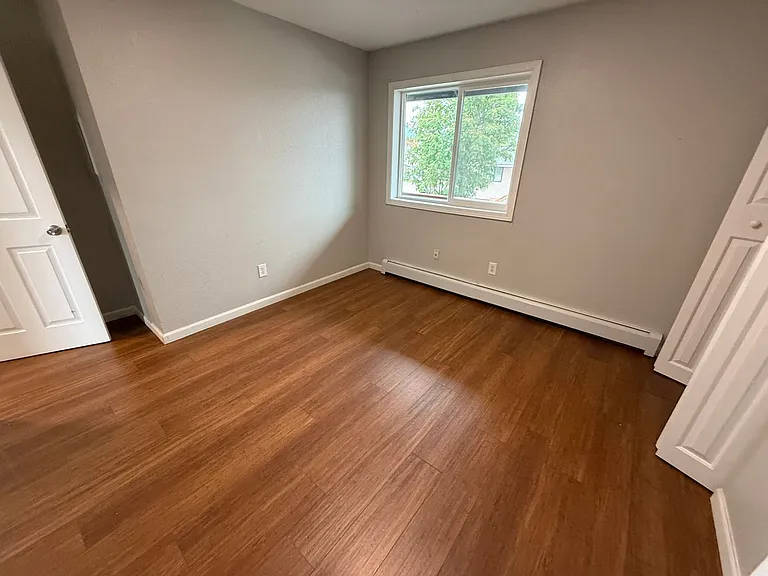 218 N Park St — Photo 8