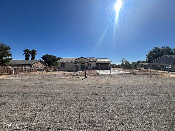 2nd image of 40546 172nd St E