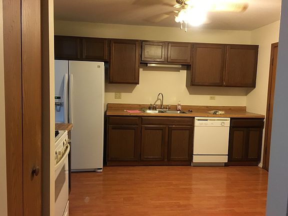 4th image of 18 Burgess Dr