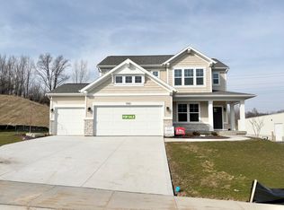 5961 Valley Point Dr SE, Caledonia, MI