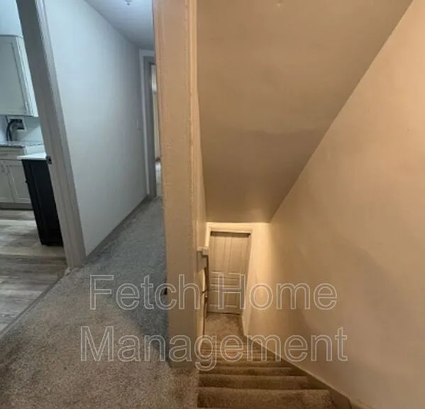 34 N Lee St — Photo 14