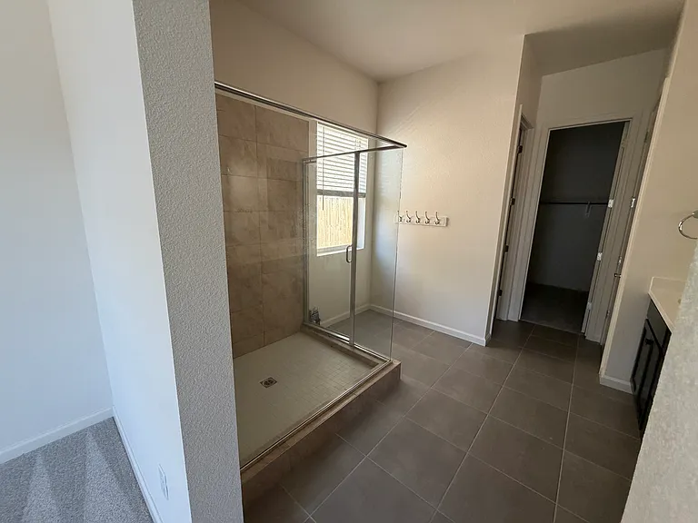 7693 Boulder Falls Dr — Photo 9
