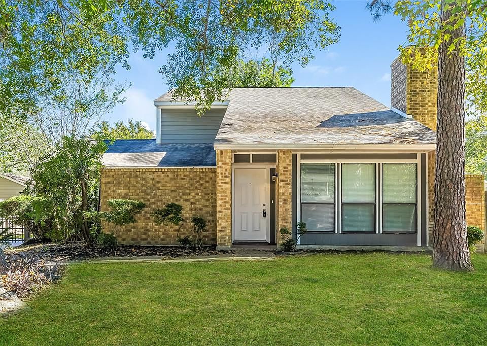 1st image of 4006 Oak Gardens Dr