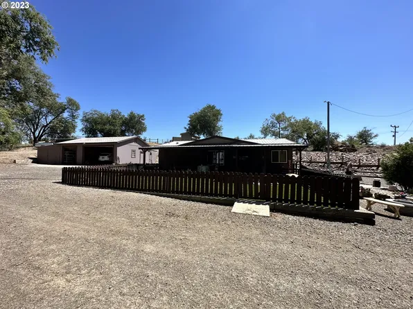 1916 Bench Rd, Vale, OR 97918