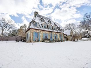 827 Hawthorne Ter, Manitowoc, WI 54220