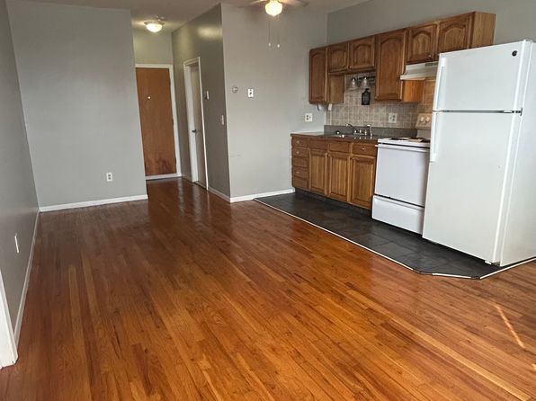 1455 Mineral Spring Ave #29