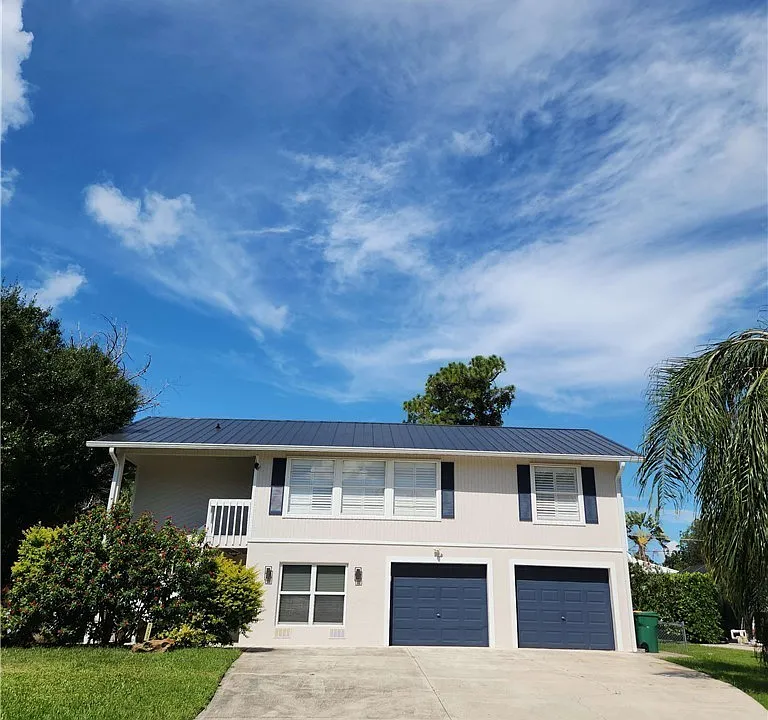 1337 Center Ln