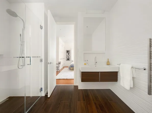 21 East 96th Street image 18 of 24