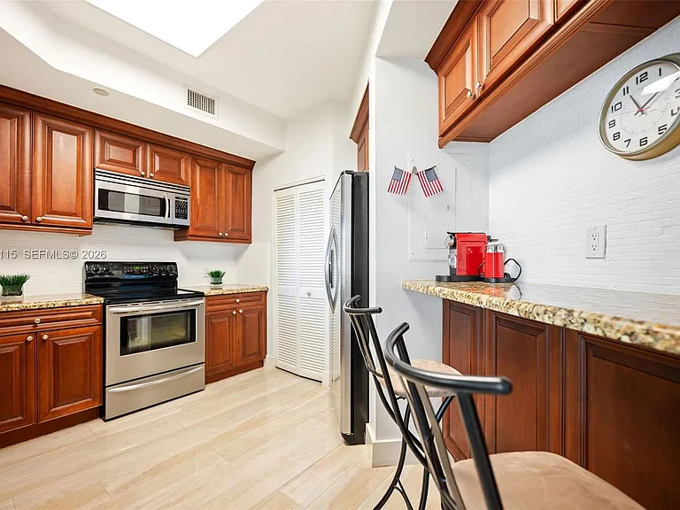 888 Brickell Key Dr #609 — Photo 10