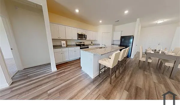 1242 Herring Dr