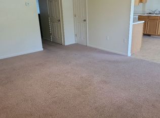 631 Scottsvale Dr, Rolla, MO 65401