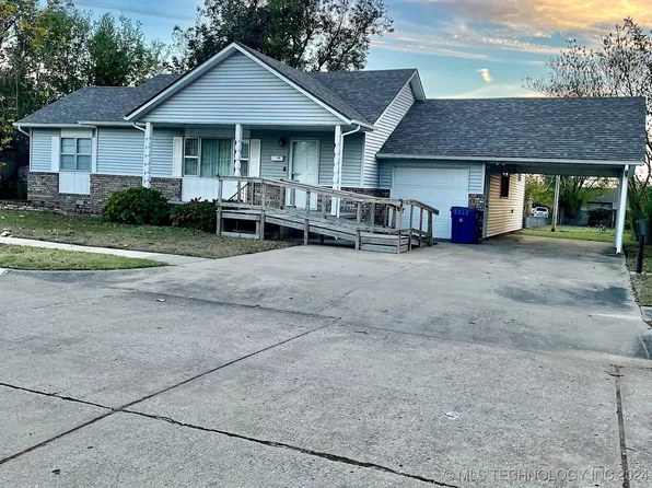 1037 E 5th St, Cushing, OK 74023