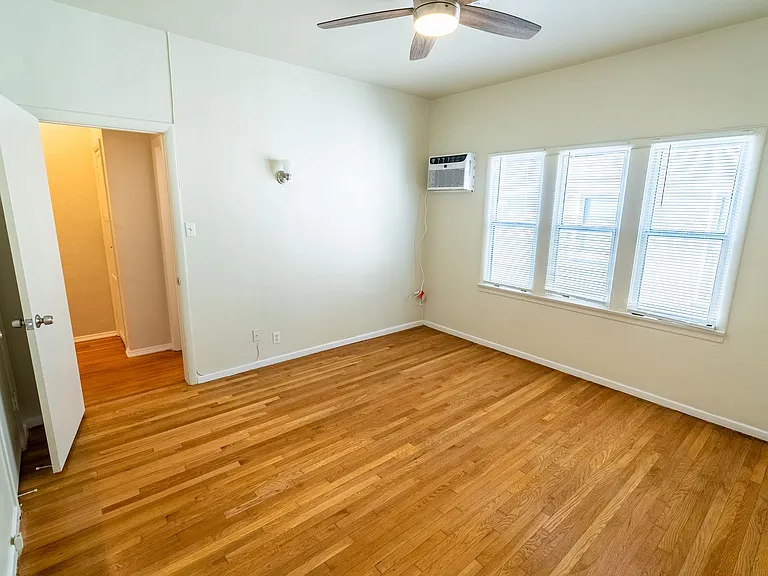 147 North Hamilton Drive — Photo 11