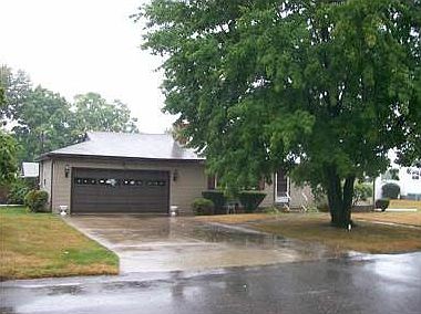2nd image of 27 Green St