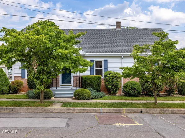 28 Railroad St, Danville, PA 17821