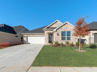 853 Blue Fescue Rd, Fort Worth, TX 76247