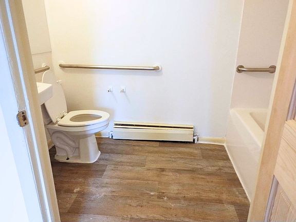 3rd image of 312 Blandina St APT 9